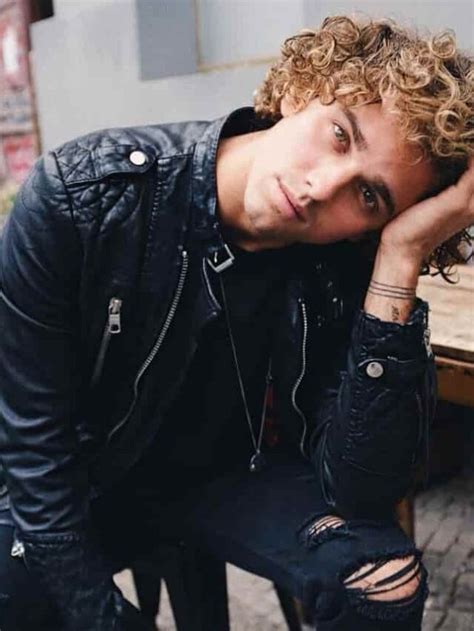 Jay Alvarrez Net Worth, Age, Family, Girlfriend, Biography, and .